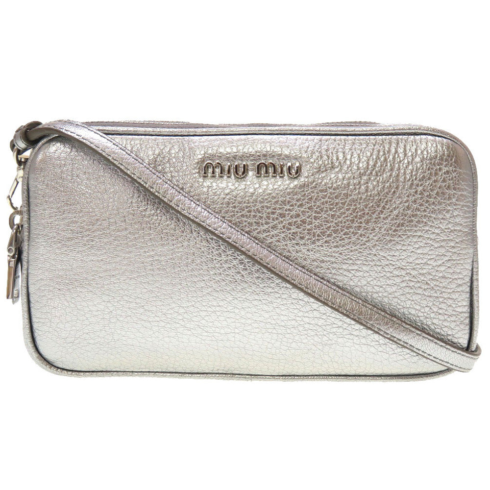 新品同様 ミュウミュウ マドラス レザー シルバー シルバー金具 5ZH011 ショルダーバッグ バッグ 銀 0012 【中古】 MIUMIU