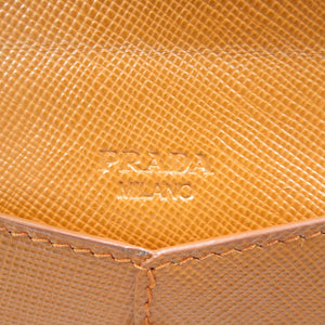 新品同様 プラダ エンベロープ レザー ゴールド金具 オレンジ 長財布 ドキュメントケース 0015【中古】PRADA