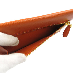 新品同様 プラダ エンベロープ レザー ゴールド金具 オレンジ 長財布 ドキュメントケース 0015【中古】PRADA