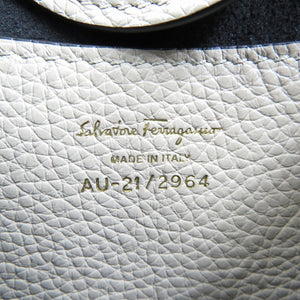 未使用 サルヴァトーレフェラガモ 2WAY ガンチーニ カーフスキン ゴールド金具 ベージュ ハンドバッグ ショルダーバッグ 0026【中古】Salvatore Ferragamo