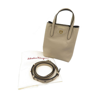 未使用 サルヴァトーレフェラガモ 2WAY ガンチーニ カーフスキン ゴールド金具 ベージュ ハンドバッグ ショルダーバッグ 0026【中古】Salvatore Ferragamo