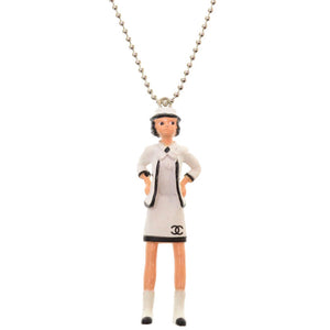 美品 シャネル マドモアゼル プラスチック ホワイト ブラック 白 黒 ロング チェーン ネックレス 0093 【中古】 CHANEL