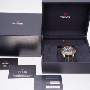 チューダー ブラックベイ 79250BA 自動巻き 腕時計 キャンバス/ブロンズ ブラック 黒文字盤 0105【中古】Tudor メンズ