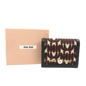 新品同様 ミュウミュウ ジャガード レザー クリスタル  ゴールド金具 ブラック ベージュ ブラウン 二つ折り財布 0012【中古】miumiu