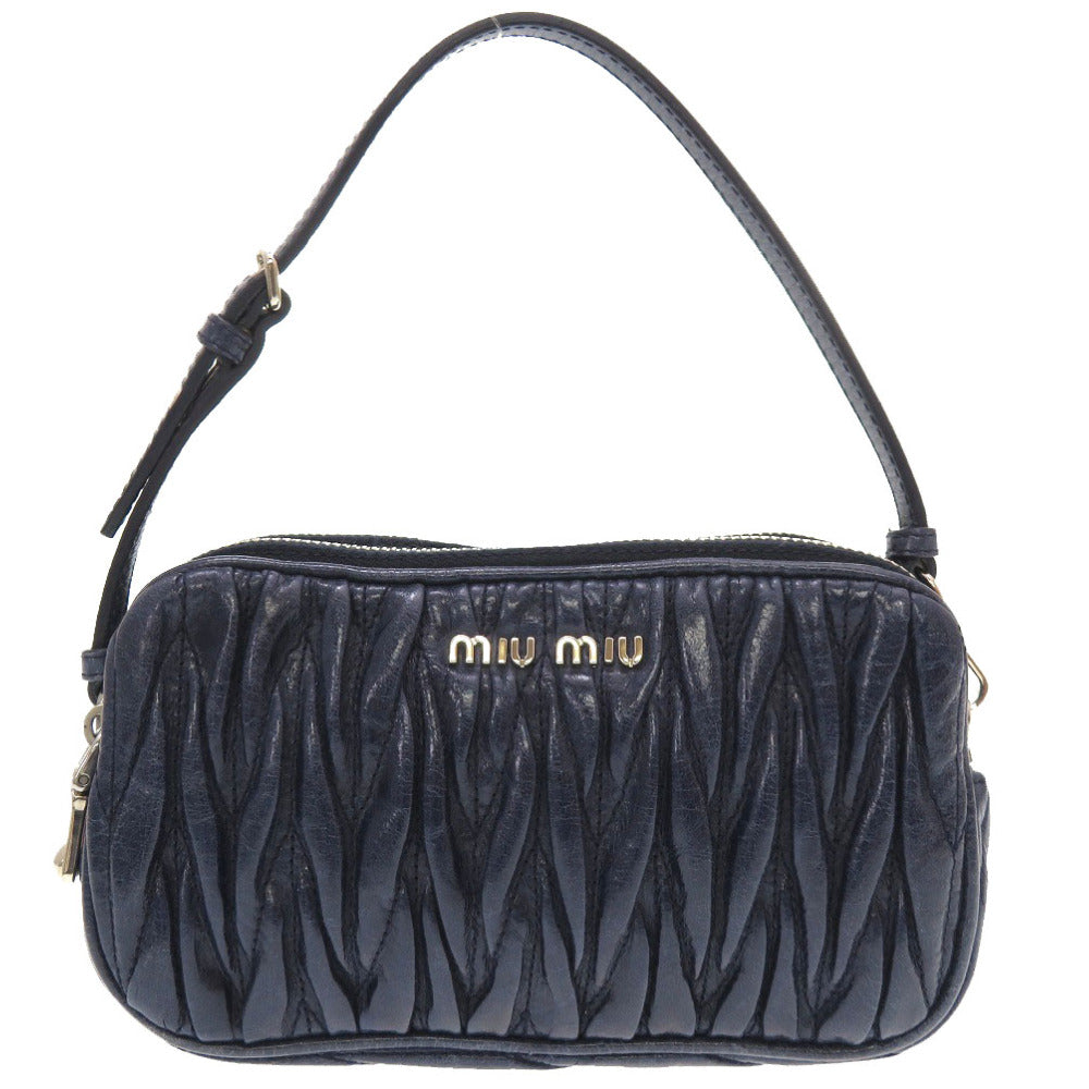 新品同様 ミュウミュウ マテラッセ レザー ネイビー ハンドバッグ バッグ ポーチ 紺 0026 【中古】 MIUMIU