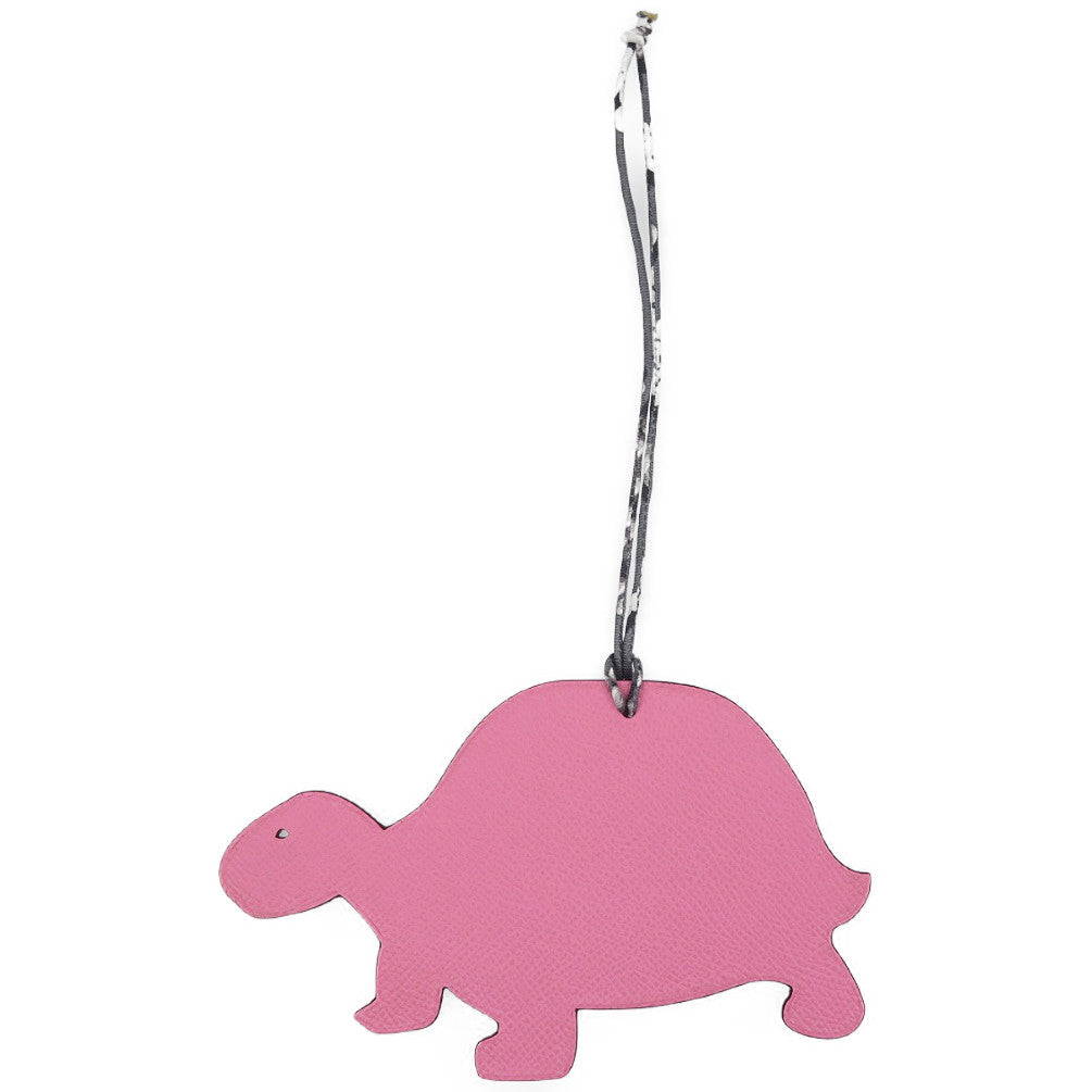 新品同様 エルメス プティアッシュ タートル GM カメ ヴォーエプソン トゴ ピンク ダークブラウン バッグチャーム 0035【中古】HERMES