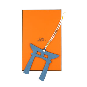 未使用 エルメス プティアッシュ 鳥居 ヴォーエプソン トゴ ブルー カーキ バッグチャーム 0037【中古】HERMES