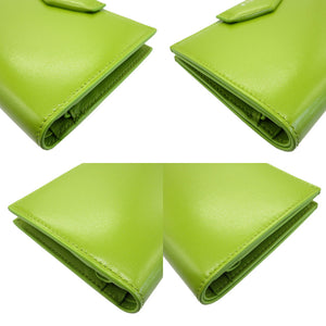 新品同様 ジバンシィ アンディゴナ レザー アップルグリーン 緑 黄緑 2つ折り財布 財布 0056【中古】GIVENCHY