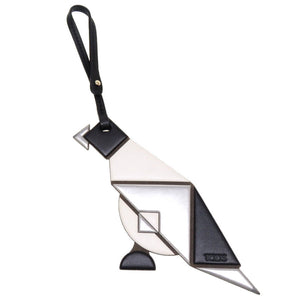 トッズ 鳥 バード レザー ホワイト シルバー ブラック バッグチャーム キーホルダー 白 黒 銀 0204 【中古】 TOD’S