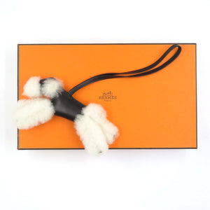 未使用 エルメス バディ U刻印 犬 アニョーミロ ムートン ブラック ホワイト バッグチャーム 0042【中古】HERMES