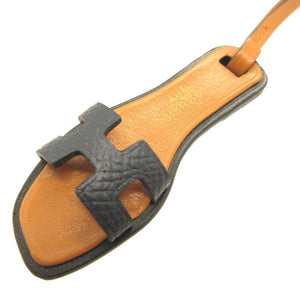 未使用 エルメス オランナノ サンダル ヴォーエプソン ナチュラルサブレ ブルーインディゴ ブラック バッグチャーム キーホルダー 0065【中古】HERMES