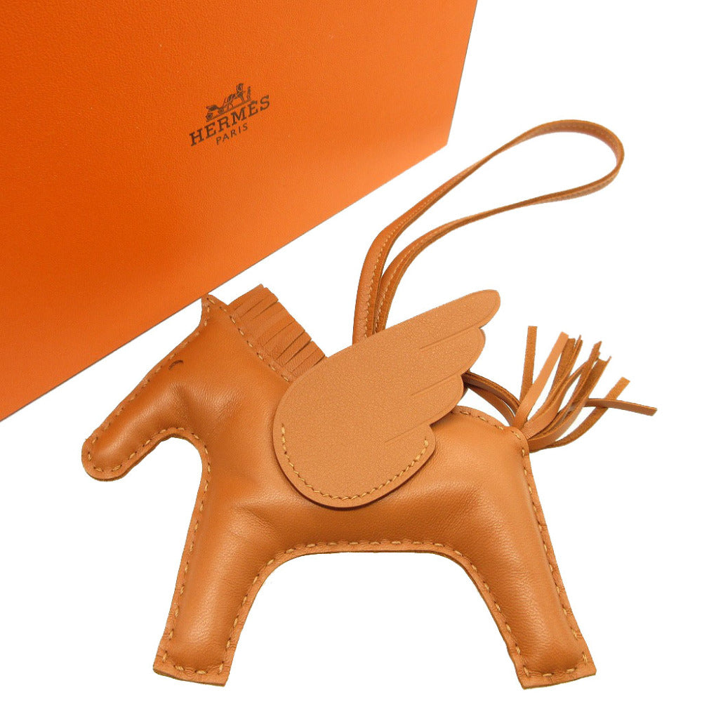 未使用 エルメス ロデオペガサスチャームMM B刻印(2023年製) アニューミロ ソーゴールド バッグチャーム キーホルダー 0073【中古】HERMES