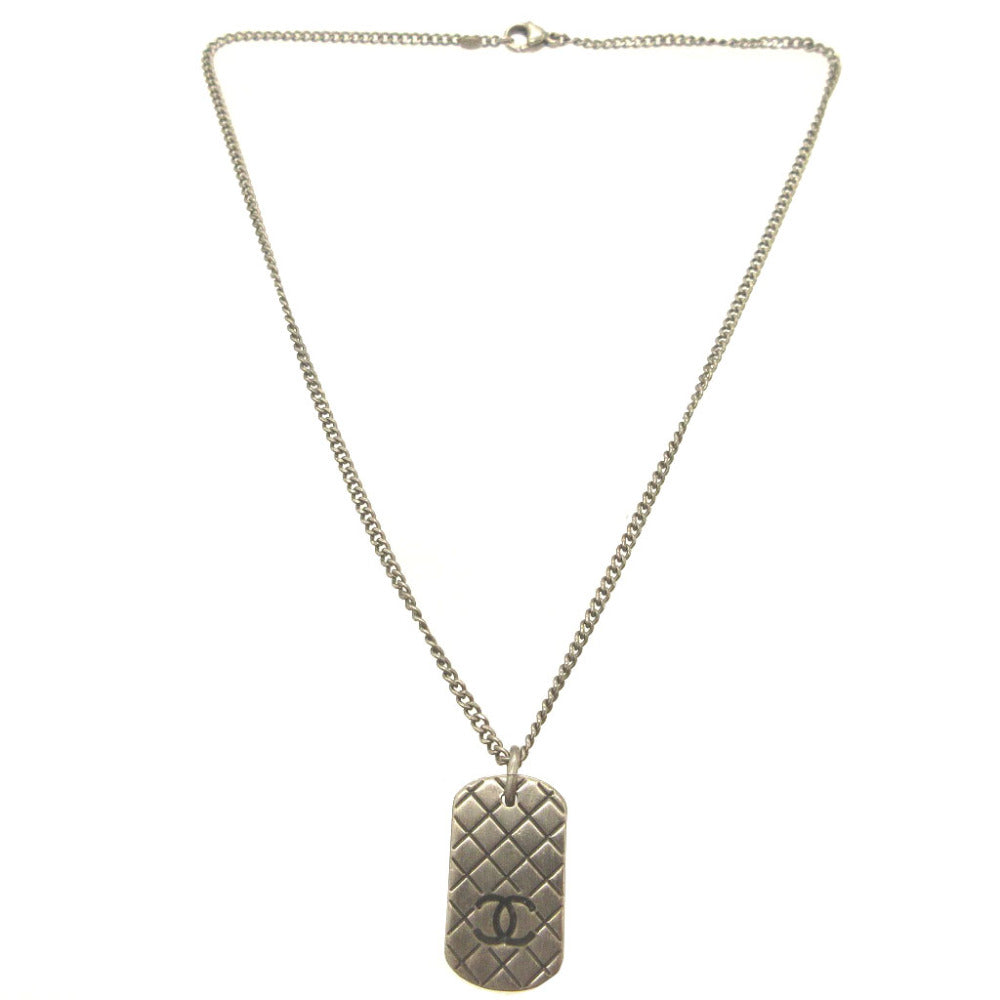 シャネル マトラッセ ココマーク プレート 05P メタル シルバー ネックレス 0083【中古】CHANEL