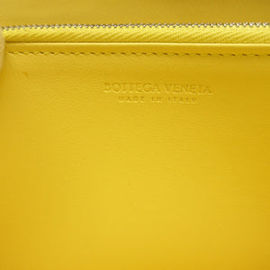 新品同様 ボッテガヴェネタ マキシ イントレチャート レザー イエロー 黄 ラウンドファスナー長財布 財布 0085【中古】BOTTEGA VENETA