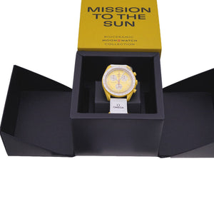 未使用 オメガ ムーンスウォッチ スピードマスター ミッション トゥ サン SO33J100 クオーツ 腕時計 ナイロン/バイオセラミック/ベルクロ イエロー 0150【中古】OMEGA
