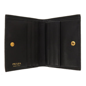 新品同様 プラダ サフィアーノ レザー ブラック ロゴ 1MV204 二つ折り財布 財布 黒 0155 【中古】 PRADA メンズ