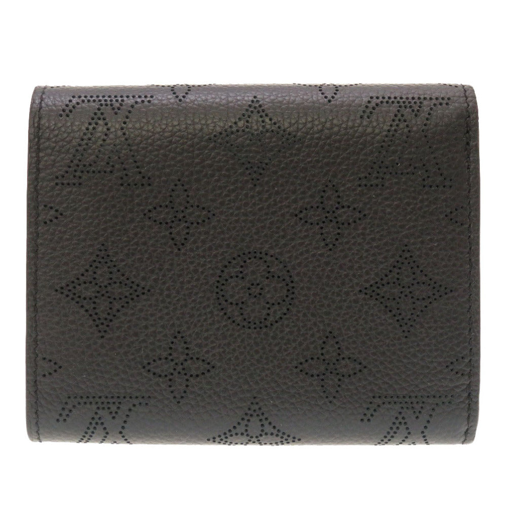 新品同様 ルイ ヴィトン モノグラム マヒナ ポルトフォイユ イリス コンパクト ノワール M62540 ICタグ 三つ折り財布 財布 ブラック 黒 LV 0009 【中古】 LOUIS VUITTON