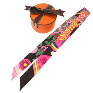 新品同様 エルメス ツイリードール ペガサスの起源 La Doll SOURCE De Pegase ローズヴィフ エベーヌ ジョーヌ シルク スカーフ 0055 【中古】 HERMES