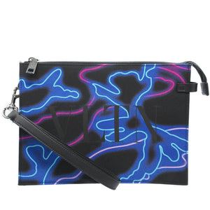 美品 ヴァレンティノ VLTNロゴ キャンバス ブラック 黒 ブルー 青 クラッチバッグ バッグ 0120【中古】VALENTINO