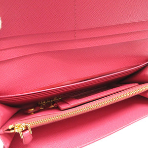 未使用 プラダ 1MH132 サフィアーノレザー ピンク 2つ折り長財布 財布 0024【中古】PRADA