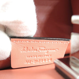 新品同様 サルヴァトーレフェラガモ スタジオ ボックス スモール 2WAY カーフ シルバー金具 Corallo ピンク ハンドバッグ ショルダーバッグ 0161【中古】Salvatore Ferragamo