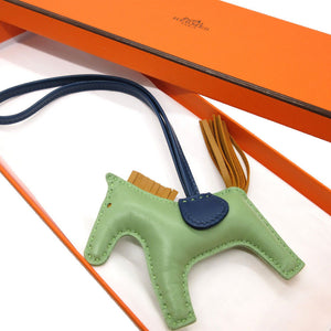 新品同様 エルメス ロデオチャームPM U刻印(2022年製) アニューミロ ヴェールクリケット ブルーマルテ セサミ バッグチャーム キーホルダー 0023【中古】HERMES