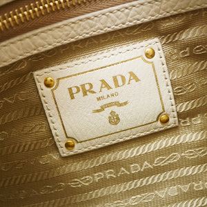 美品 プラダ ロゴジャガード ワンショルダーバッグ BR4944 ホーボー キャンバス/レザー ブラウン 0104【中古】PRADA