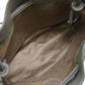 新品同様 ボナベンチュラ ノア 巾着 ショルダーバッグ レザー グレー 0164【中古】BONAVENTURA