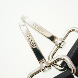 新品同様 フェンディ ストラップユー ロゴ レザー ショルダーストラップ ブラック 黒 0179【中古】FENDI