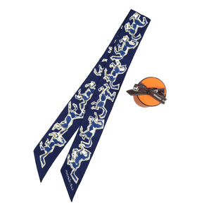 新品同様 エルメス ツイリー Chevaux en Liberte 自由の馬 シルク マリン インディゴ ホワイト ブルー スカーフ 0235【中古】HERMES