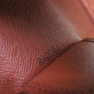 ルイ ヴィトン ミュルティクレ4 M69517 モノグラム 4連キーケース LV 0030 【中古】 LOUIS VUITTON