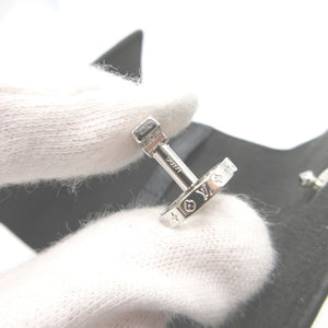 新品同様 ルイヴィトン M80188 ブトンドゥ マンシェット LVキャッチ メタル シルバー カフス 0010【中古】LOUIS VUITTON